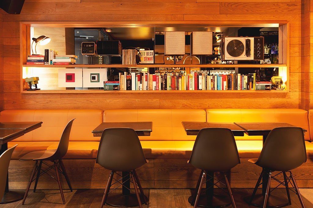 sitios romanticos para tomar algo en madrid